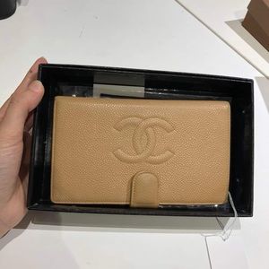 Chanel bifold wallet with box